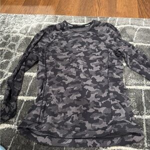 Lululemon running top Black and Gray Camouflage Long Sleeve Top